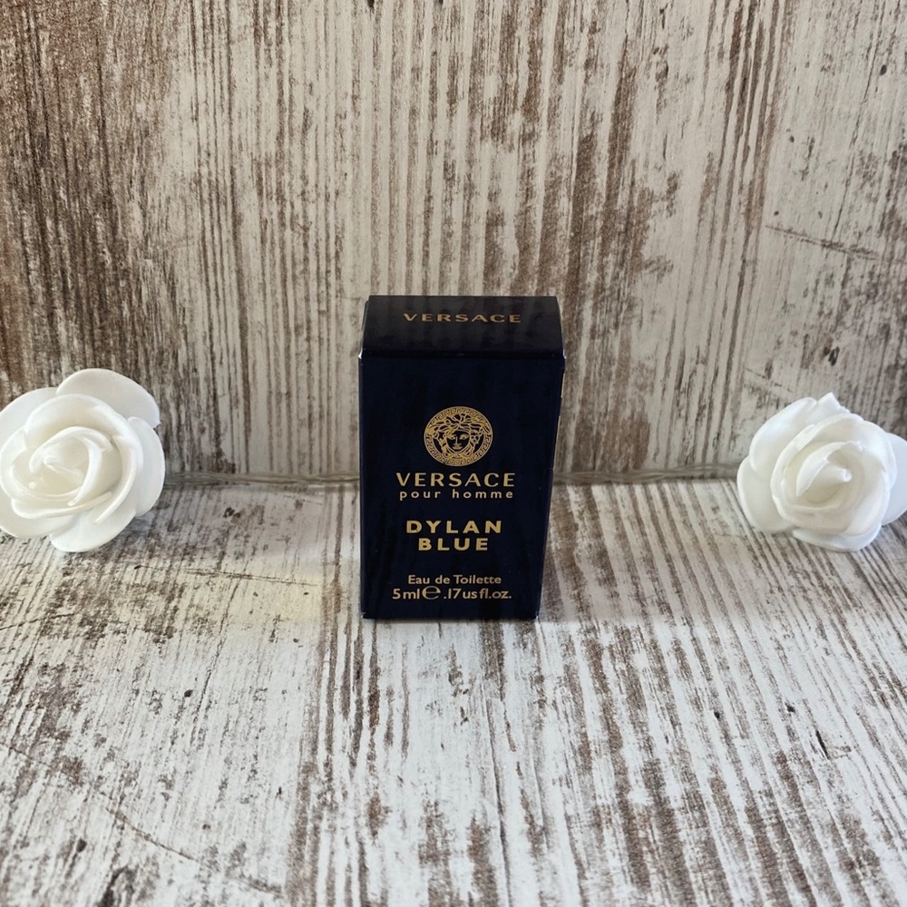 Brand new Versace Dylan Blue Pour Homme Eau de Toilette spray